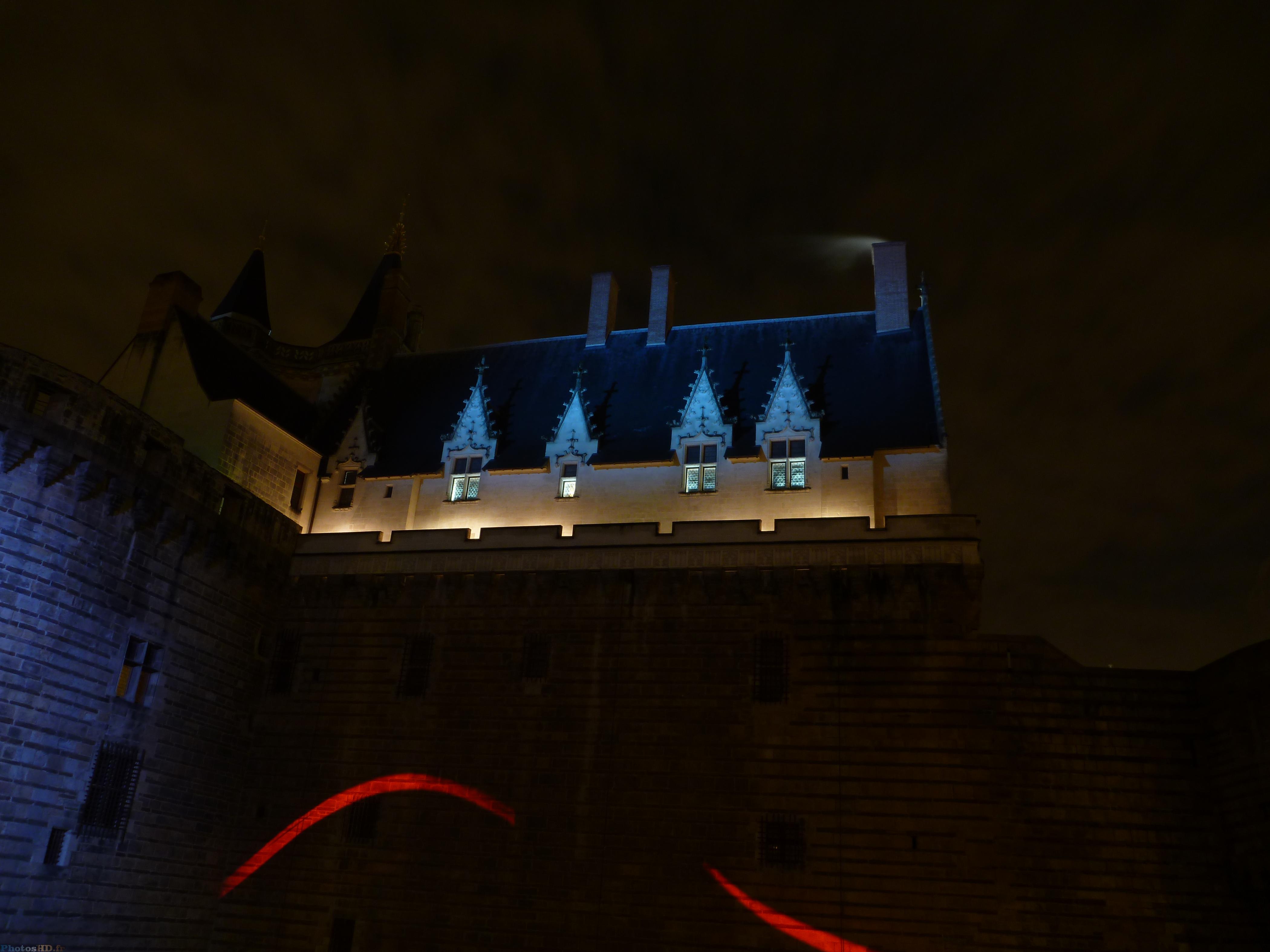 Château des ducs de Bretagne de nuit