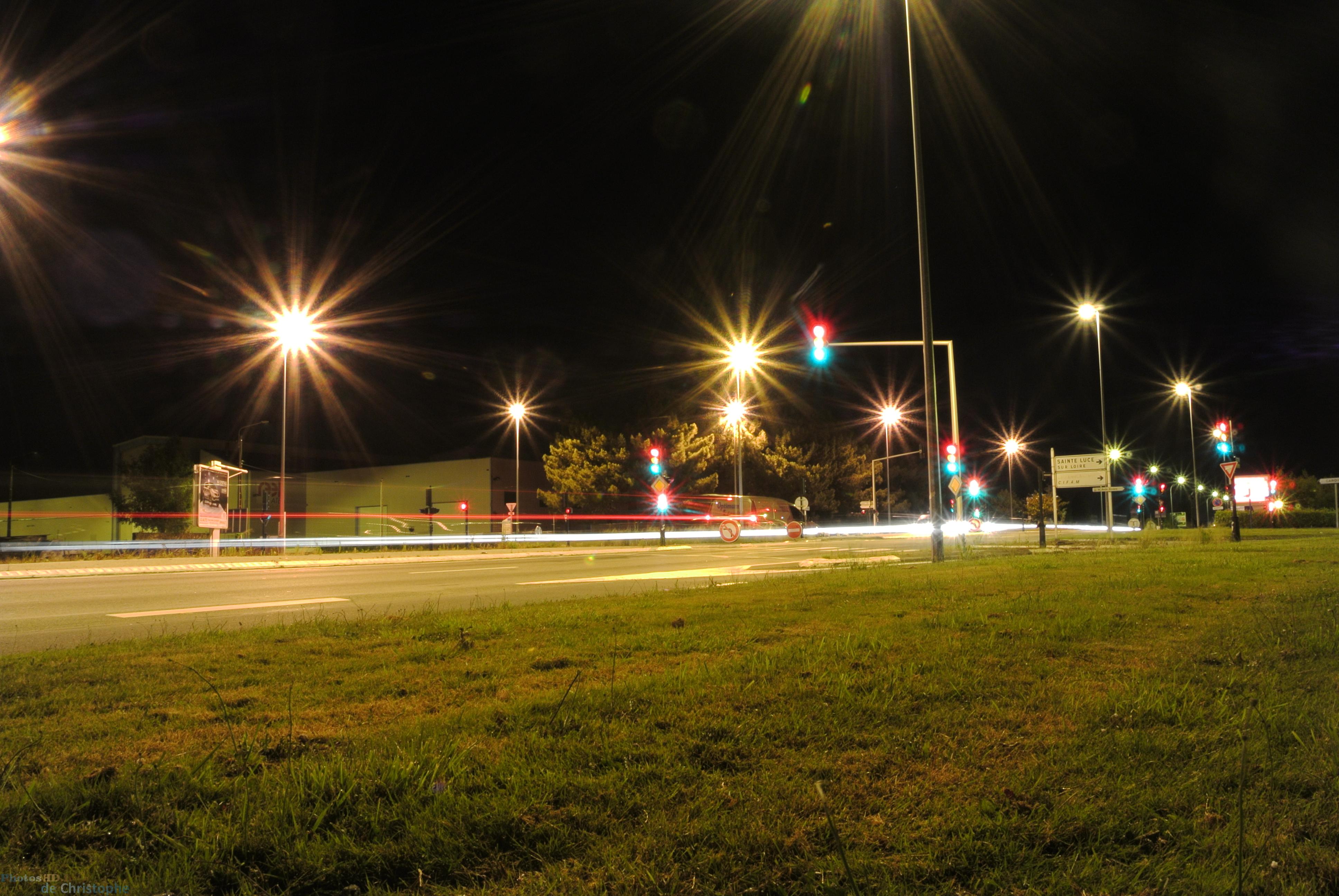 Des étoiles sur la route