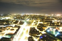 Ville de Nantes de nuit vu du ciel