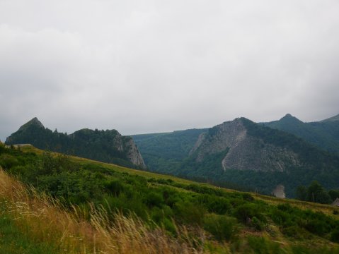 Les roches Tuilli&egrave;re de Rochefort-Montagne